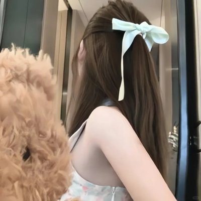 白桦林中的哨所